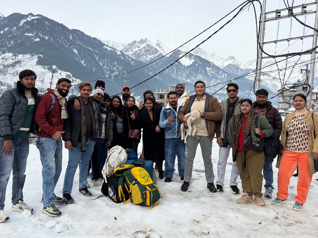 Chopta Tungnath Snow Trek Group — Mounty Explorers